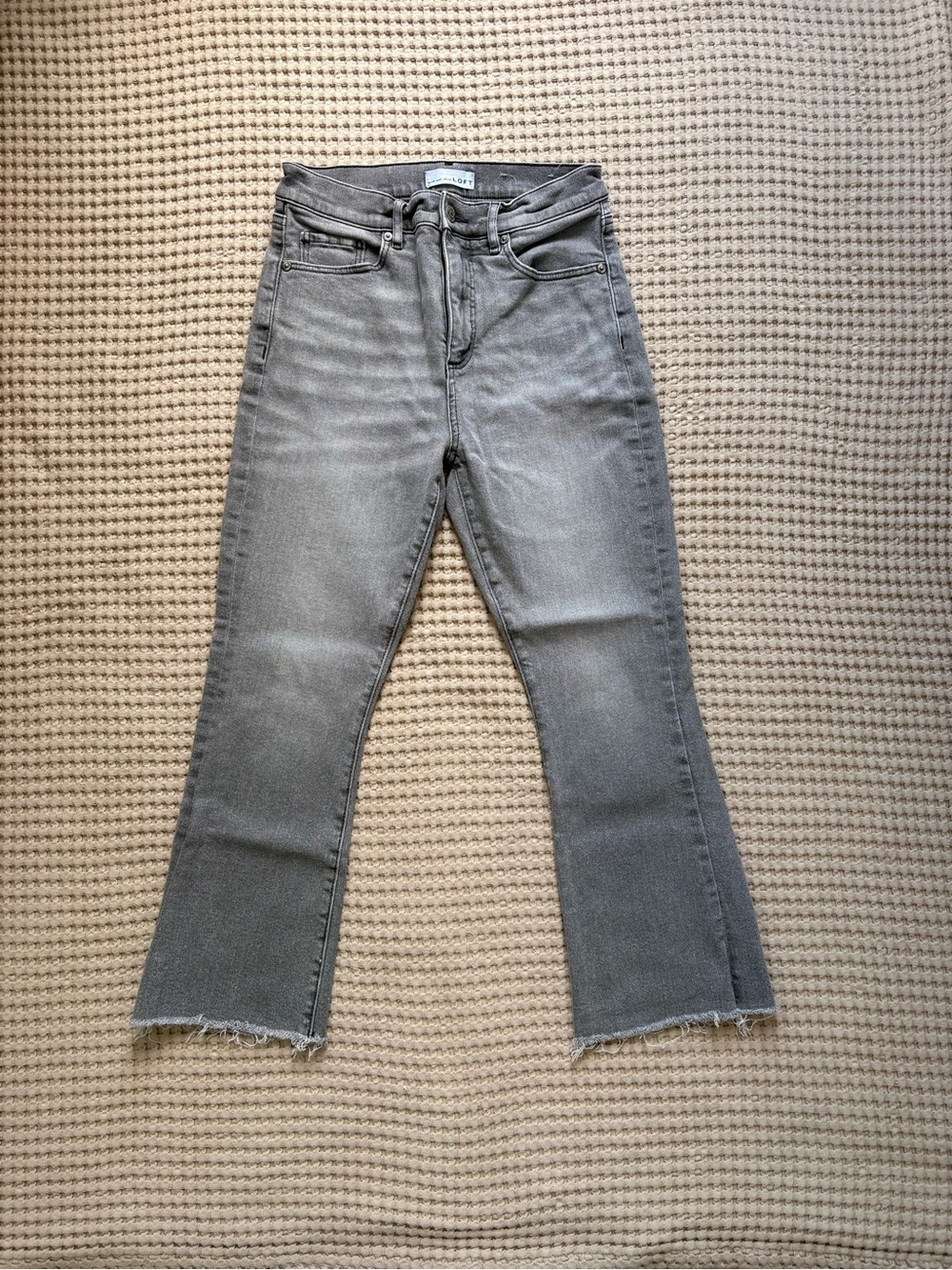 Loft Kick Crop Jeans in Gray